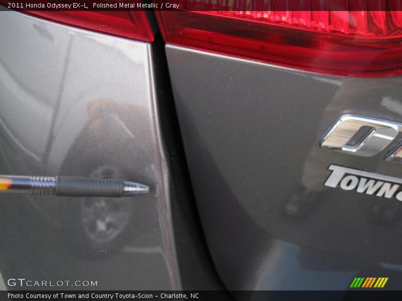 Polished Metal Metallic / Gray 2011 Honda Odyssey EX-L
