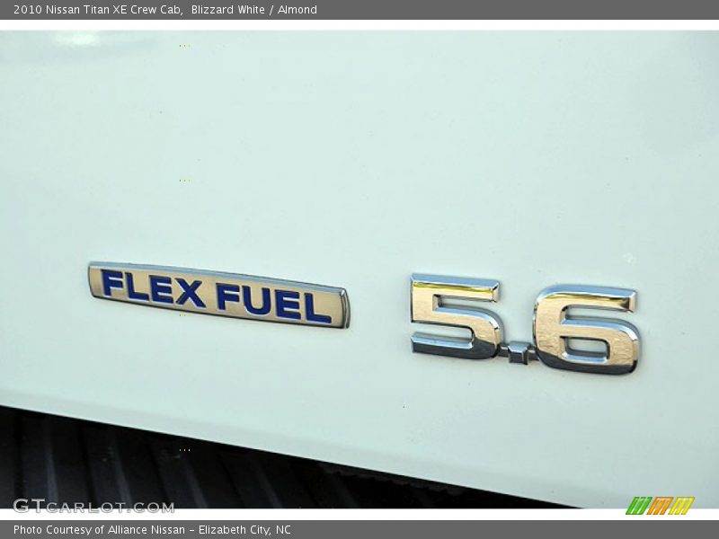 Blizzard White / Almond 2010 Nissan Titan XE Crew Cab