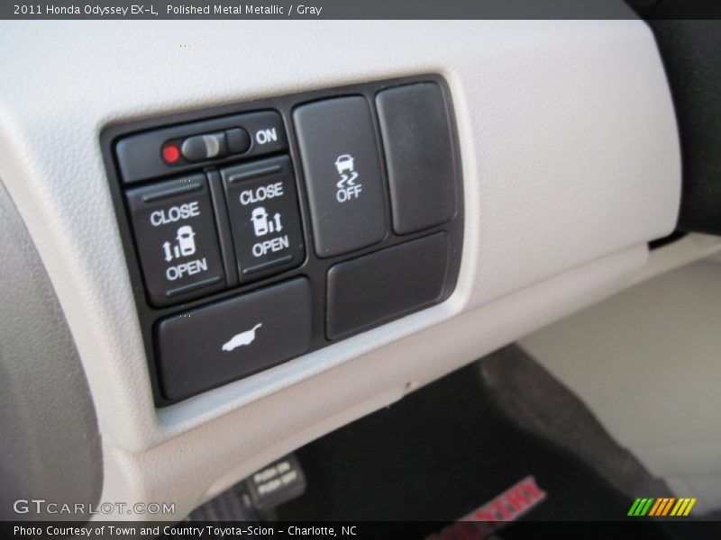 Polished Metal Metallic / Gray 2011 Honda Odyssey EX-L