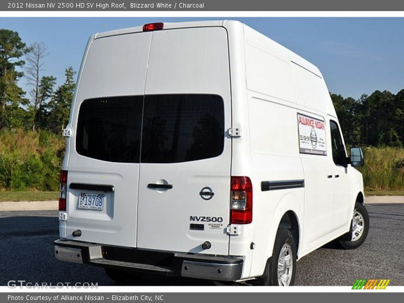 Blizzard White / Charcoal 2012 Nissan NV 2500 HD SV High Roof