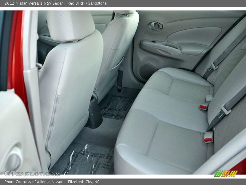 Red Brick / Sandstone 2012 Nissan Versa 1.6 SV Sedan