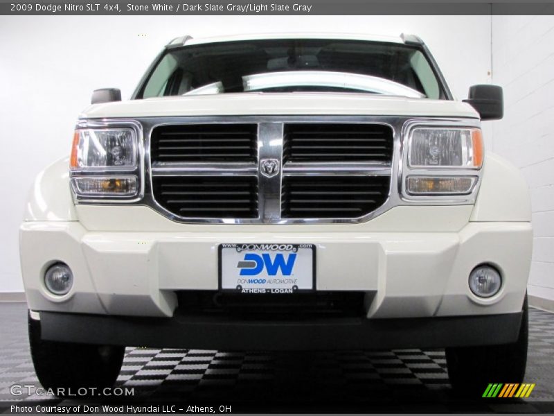 Stone White / Dark Slate Gray/Light Slate Gray 2009 Dodge Nitro SLT 4x4