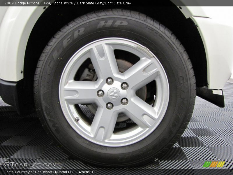 Stone White / Dark Slate Gray/Light Slate Gray 2009 Dodge Nitro SLT 4x4