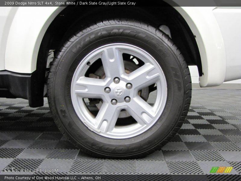 Stone White / Dark Slate Gray/Light Slate Gray 2009 Dodge Nitro SLT 4x4