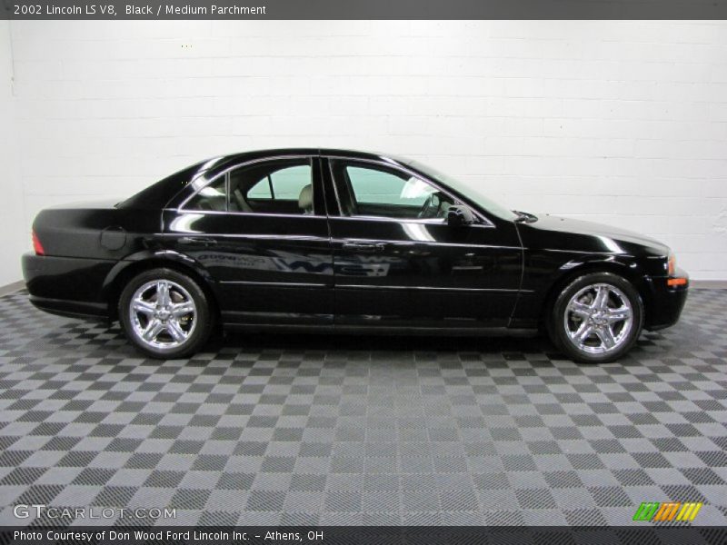 Black / Medium Parchment 2002 Lincoln LS V8