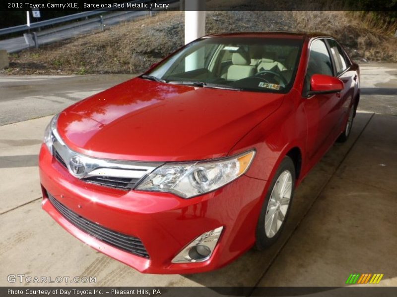 Barcelona Red Metallic / Ivory 2012 Toyota Camry XLE