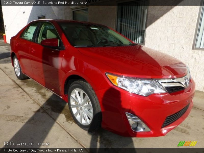 Barcelona Red Metallic / Ivory 2012 Toyota Camry XLE