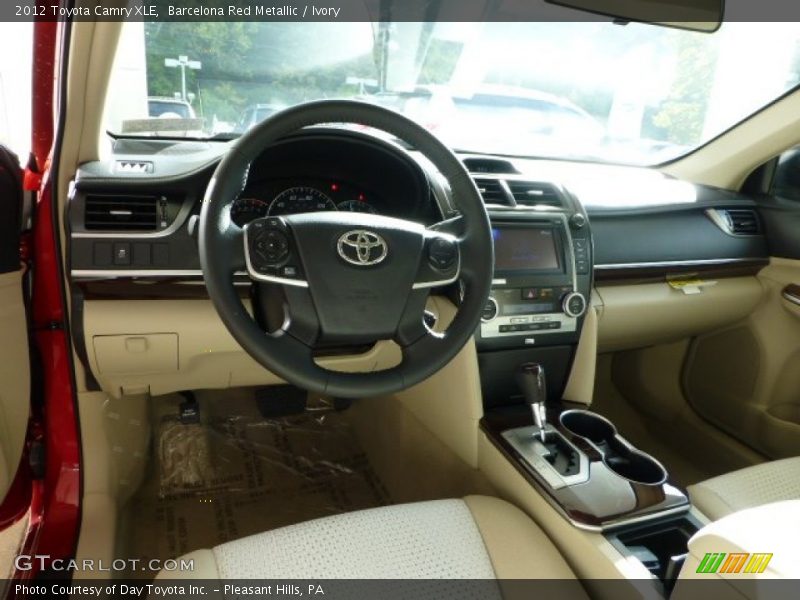 Barcelona Red Metallic / Ivory 2012 Toyota Camry XLE