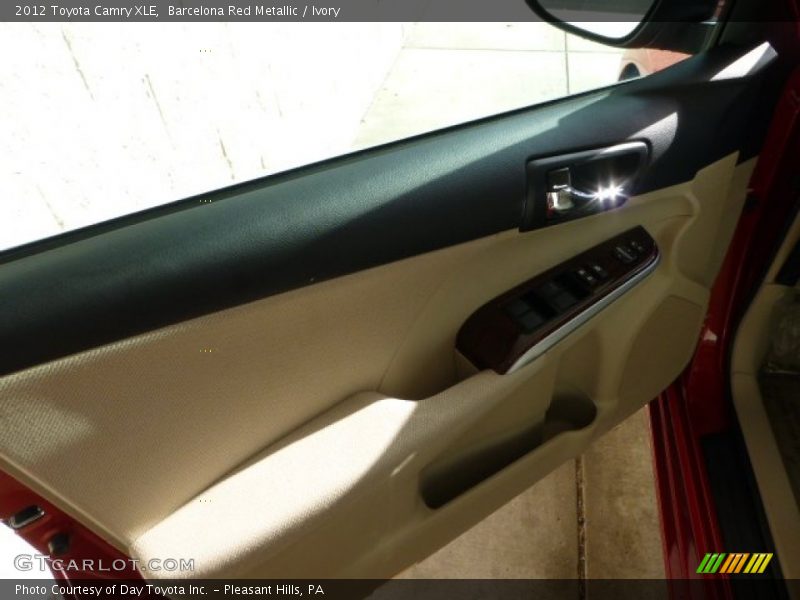 Barcelona Red Metallic / Ivory 2012 Toyota Camry XLE