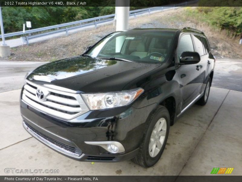 Black / Ash 2012 Toyota Highlander V6 4WD