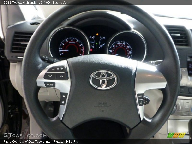Black / Ash 2012 Toyota Highlander V6 4WD