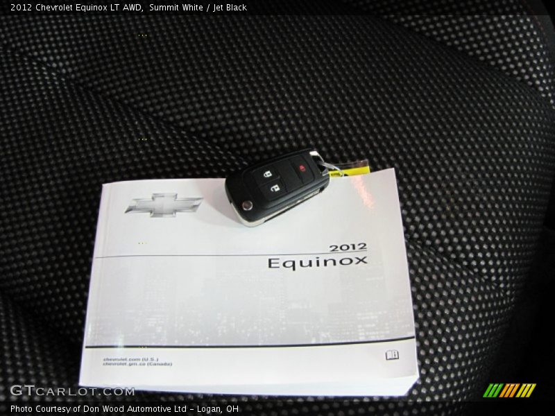 Summit White / Jet Black 2012 Chevrolet Equinox LT AWD