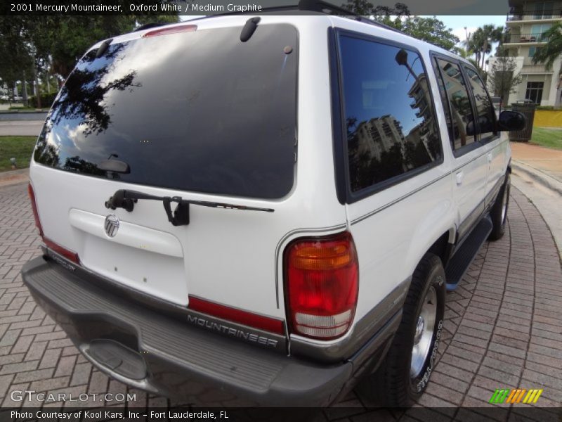 Oxford White / Medium Graphite 2001 Mercury Mountaineer