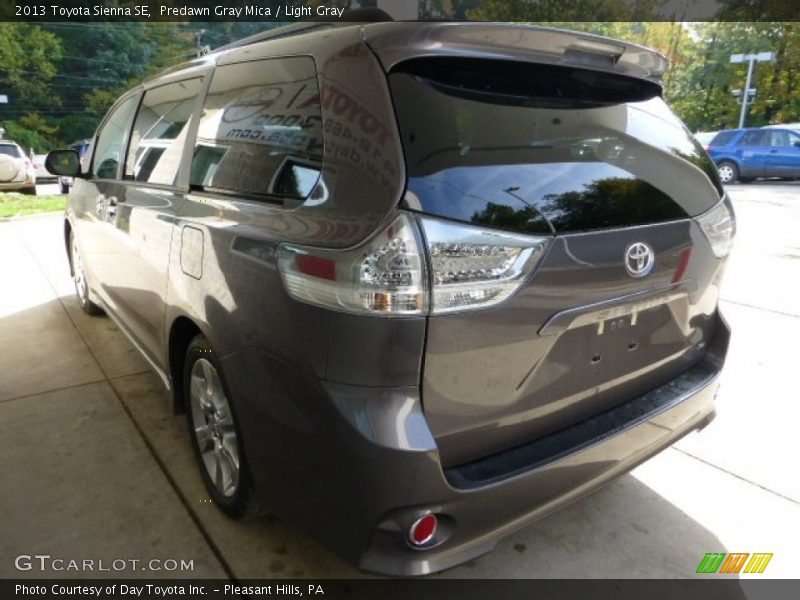 Predawn Gray Mica / Light Gray 2013 Toyota Sienna SE
