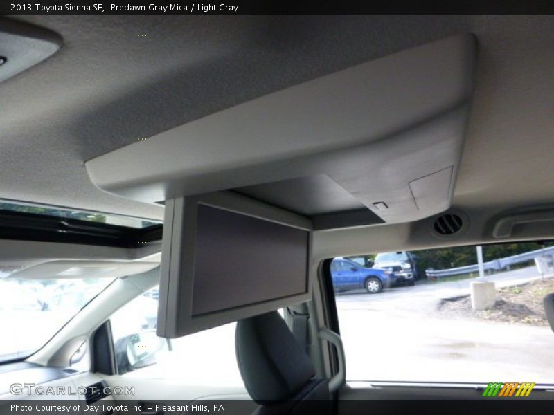 Predawn Gray Mica / Light Gray 2013 Toyota Sienna SE