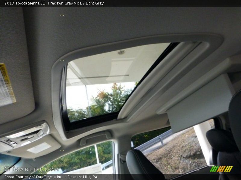 Predawn Gray Mica / Light Gray 2013 Toyota Sienna SE