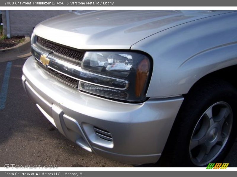 Silverstone Metallic / Ebony 2008 Chevrolet TrailBlazer LS 4x4