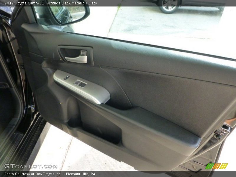 Attitude Black Metallic / Black 2012 Toyota Camry SE