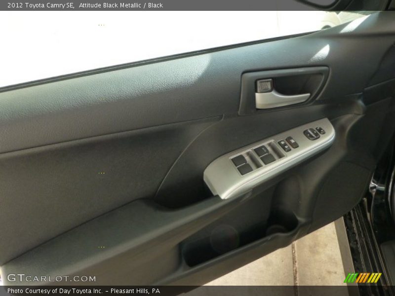 Attitude Black Metallic / Black 2012 Toyota Camry SE