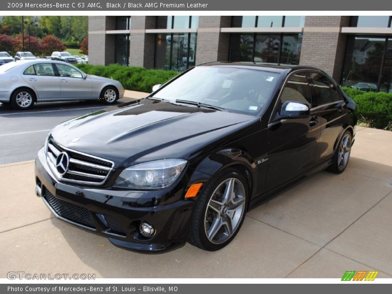 Front 3/4 View of 2009 C 63 AMG
