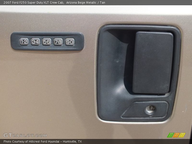 Arizona Beige Metallic / Tan 2007 Ford F250 Super Duty XLT Crew Cab