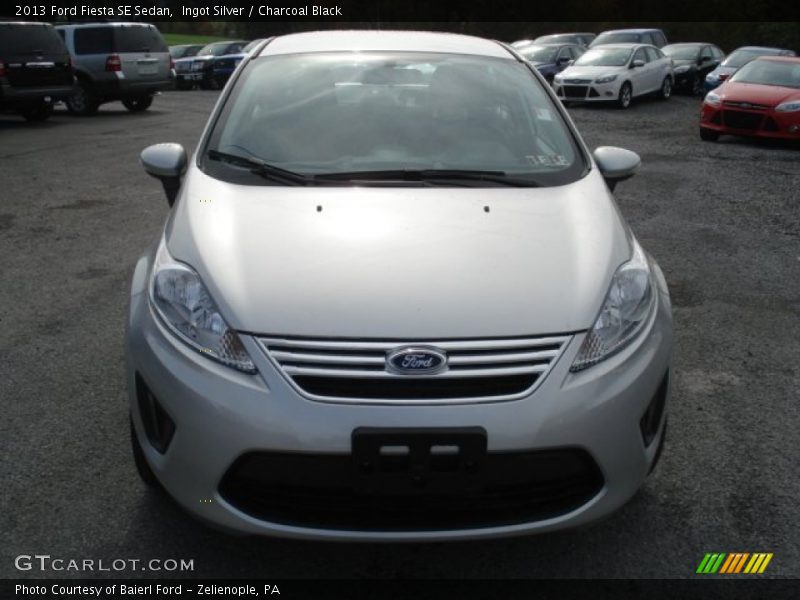 Ingot Silver / Charcoal Black 2013 Ford Fiesta SE Sedan