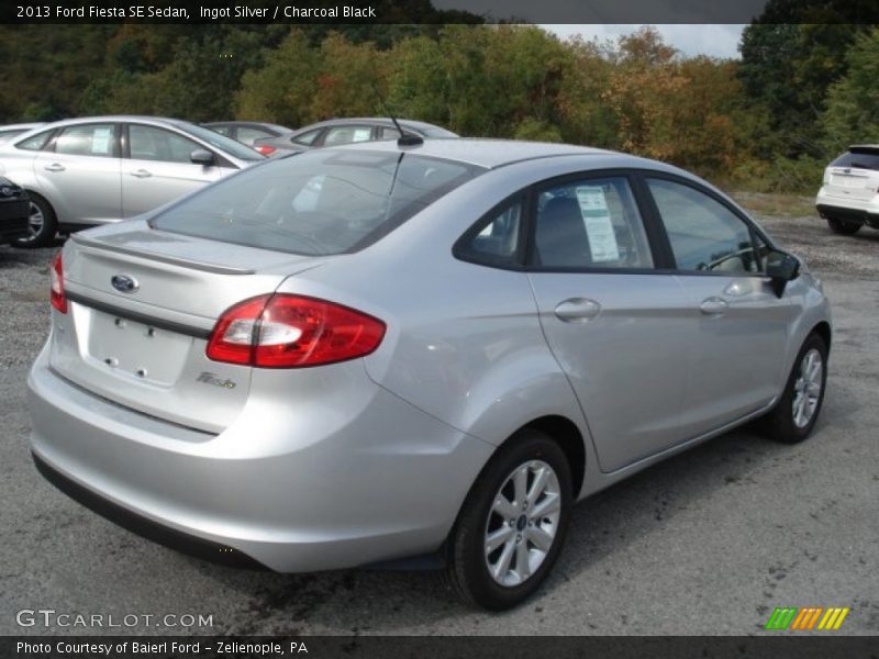 Ingot Silver / Charcoal Black 2013 Ford Fiesta SE Sedan