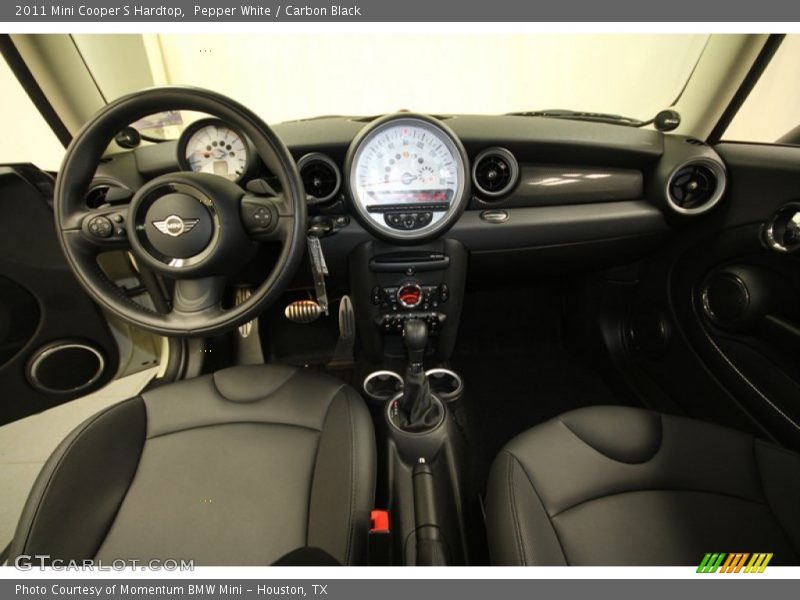 Pepper White / Carbon Black 2011 Mini Cooper S Hardtop