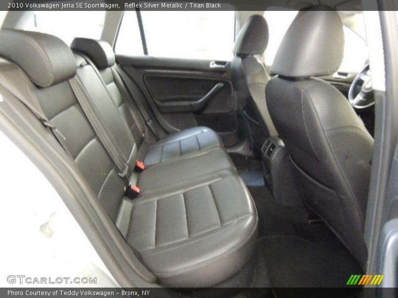 Reflex Silver Metallic / Titan Black 2010 Volkswagen Jetta SE SportWagen