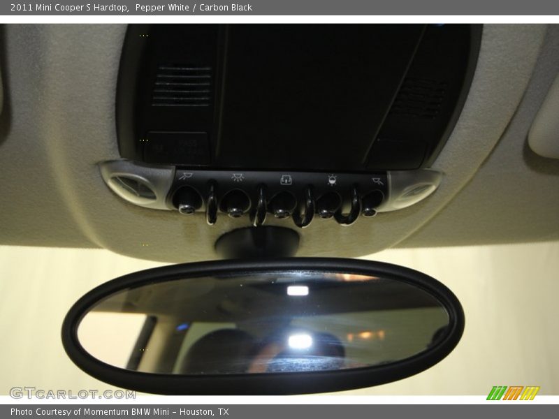 Pepper White / Carbon Black 2011 Mini Cooper S Hardtop