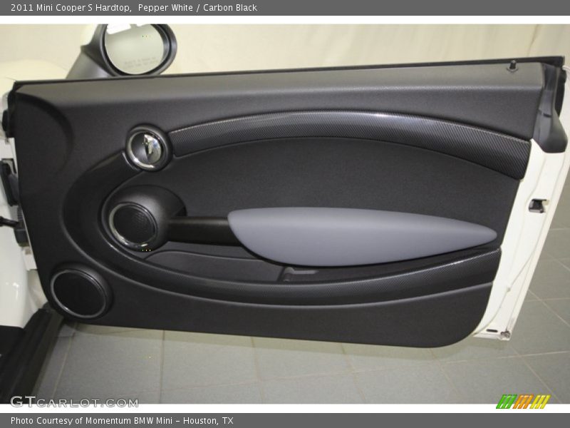 Pepper White / Carbon Black 2011 Mini Cooper S Hardtop