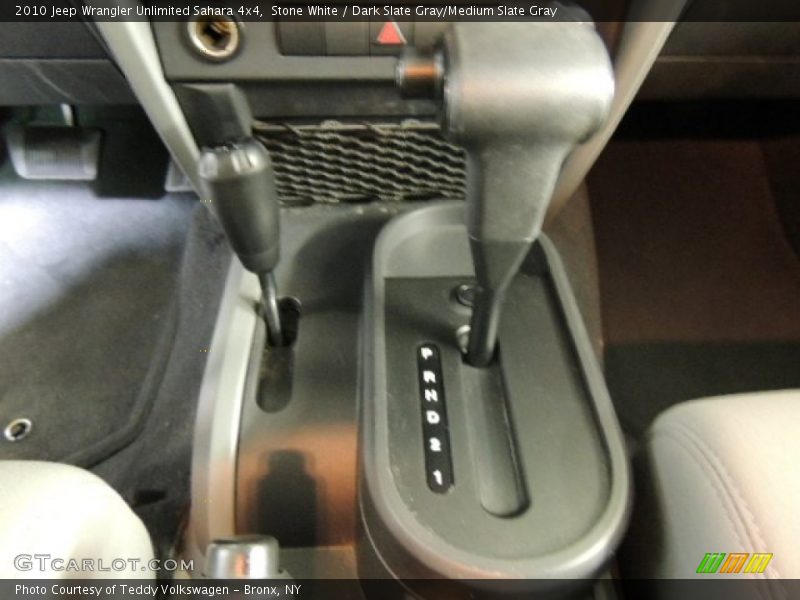 Stone White / Dark Slate Gray/Medium Slate Gray 2010 Jeep Wrangler Unlimited Sahara 4x4