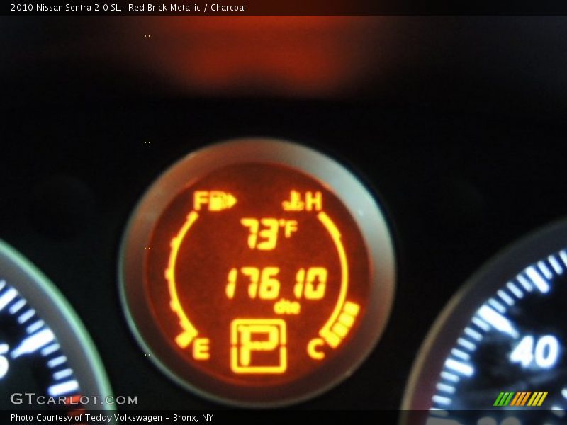 Red Brick Metallic / Charcoal 2010 Nissan Sentra 2.0 SL