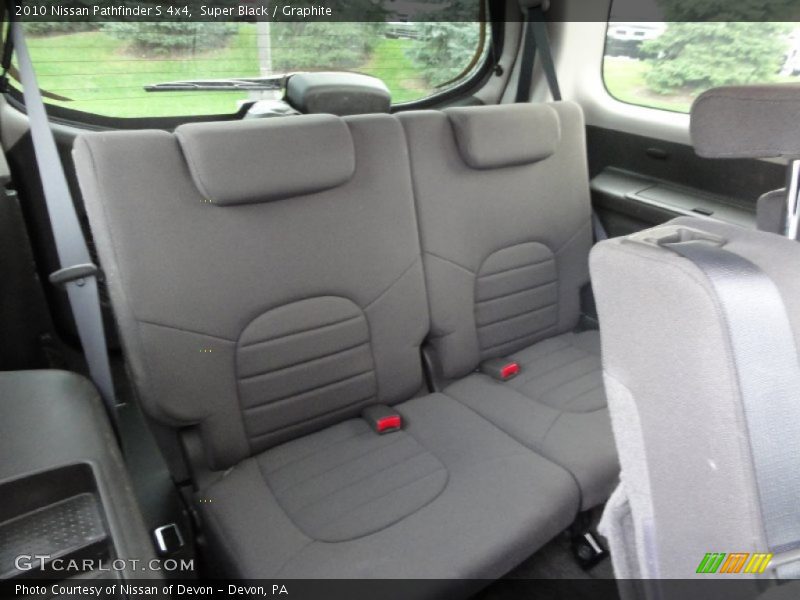 Rear Seat of 2010 Pathfinder S 4x4