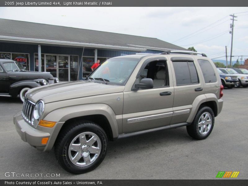 Light Khaki Metallic / Khaki 2005 Jeep Liberty Limited 4x4