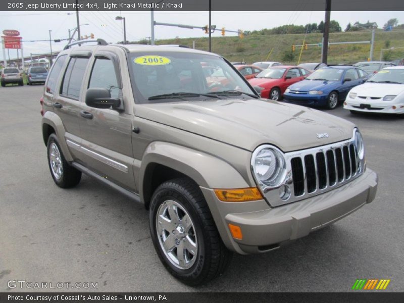 Light Khaki Metallic / Khaki 2005 Jeep Liberty Limited 4x4