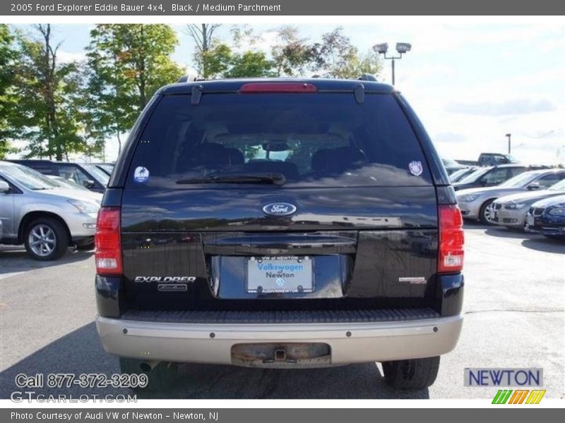 Black / Medium Parchment 2005 Ford Explorer Eddie Bauer 4x4