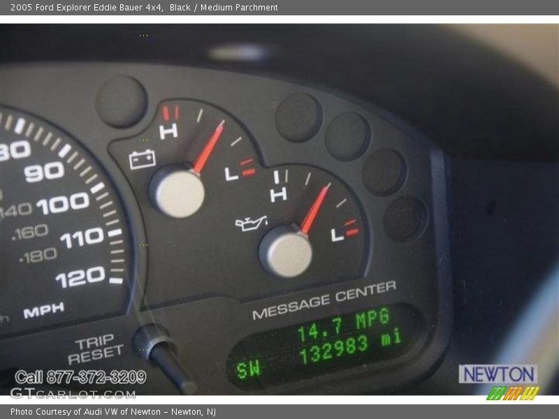 Black / Medium Parchment 2005 Ford Explorer Eddie Bauer 4x4