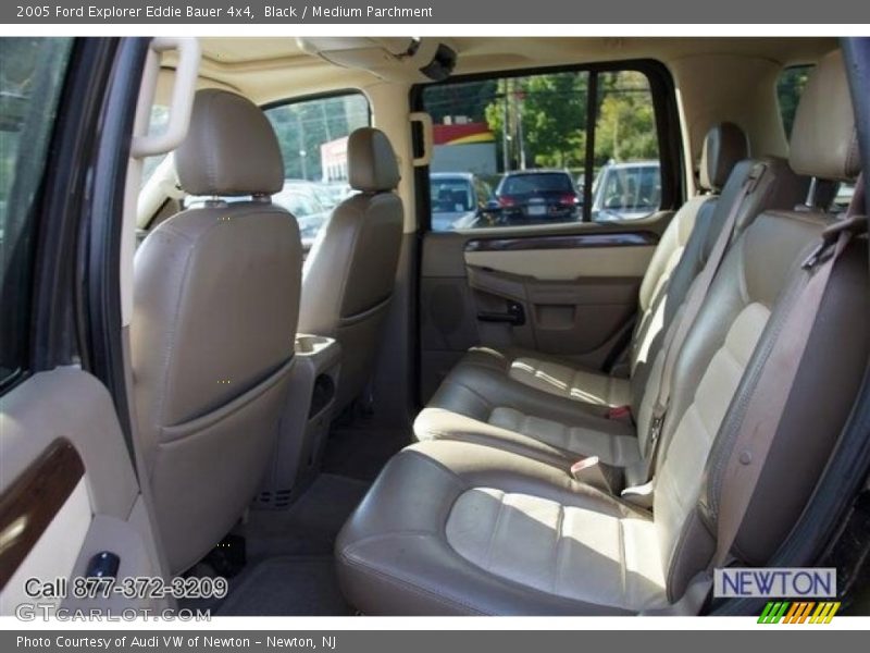 Black / Medium Parchment 2005 Ford Explorer Eddie Bauer 4x4