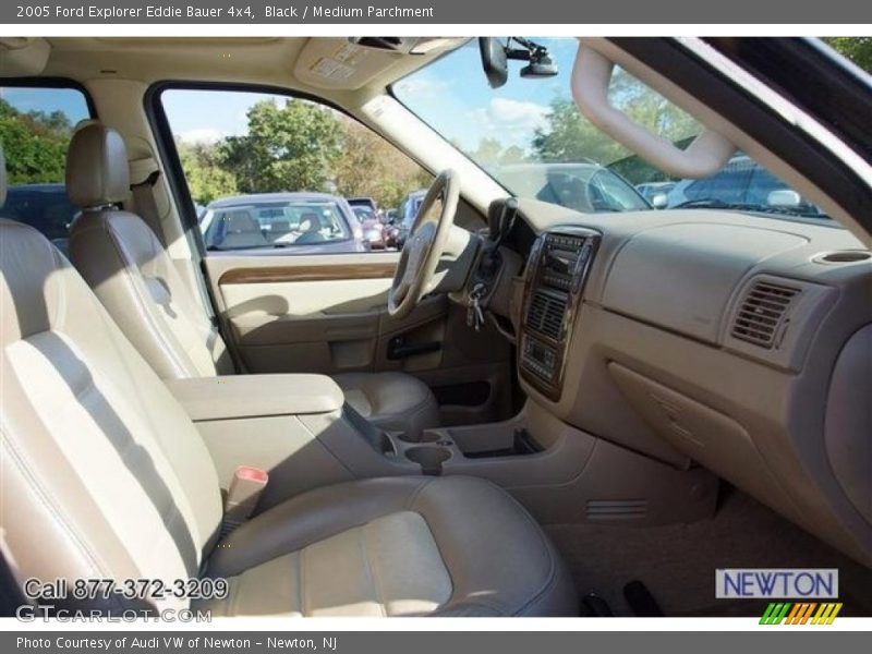 Black / Medium Parchment 2005 Ford Explorer Eddie Bauer 4x4