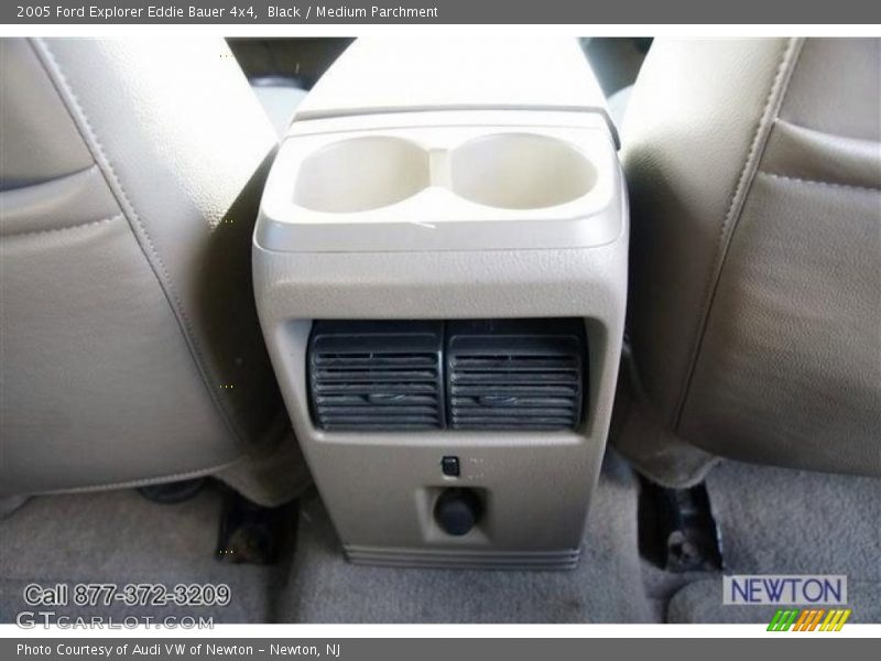 Black / Medium Parchment 2005 Ford Explorer Eddie Bauer 4x4