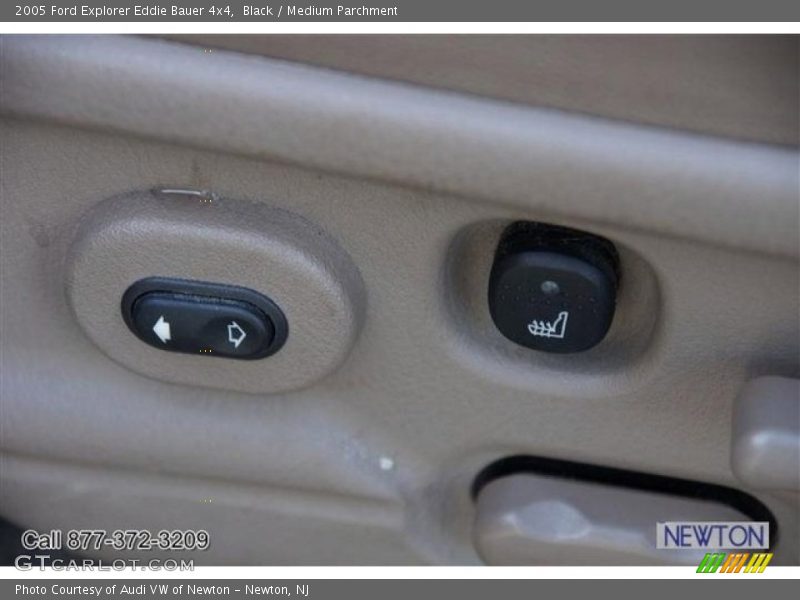Black / Medium Parchment 2005 Ford Explorer Eddie Bauer 4x4