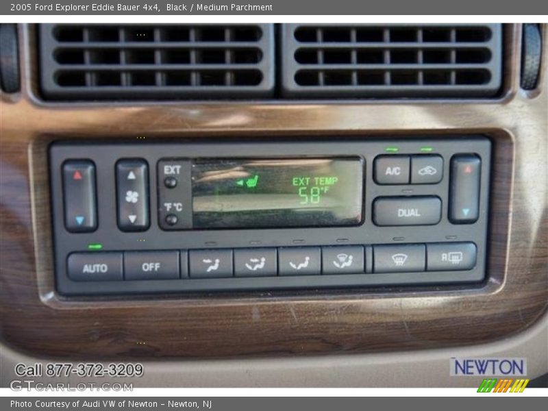 Black / Medium Parchment 2005 Ford Explorer Eddie Bauer 4x4