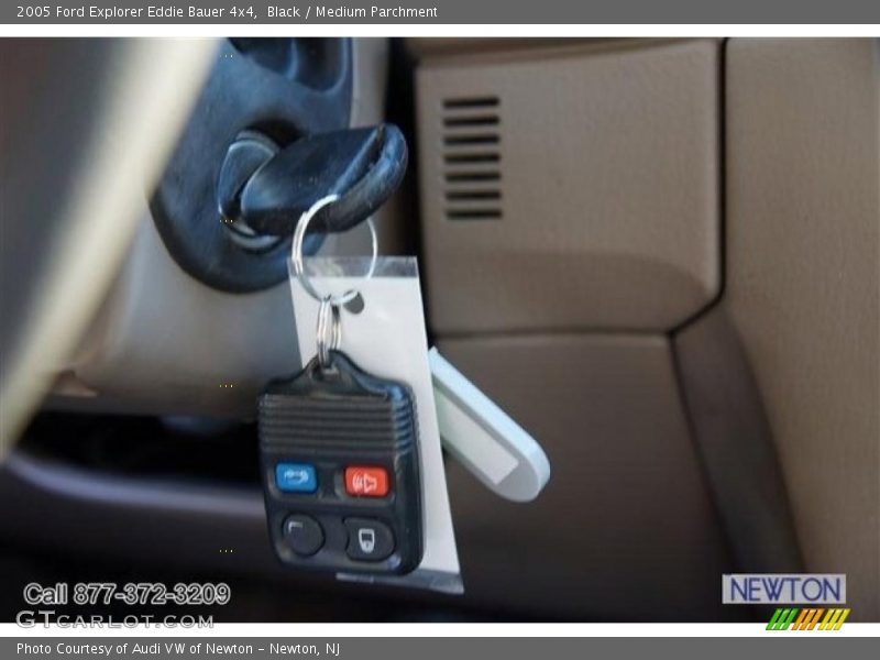 Black / Medium Parchment 2005 Ford Explorer Eddie Bauer 4x4