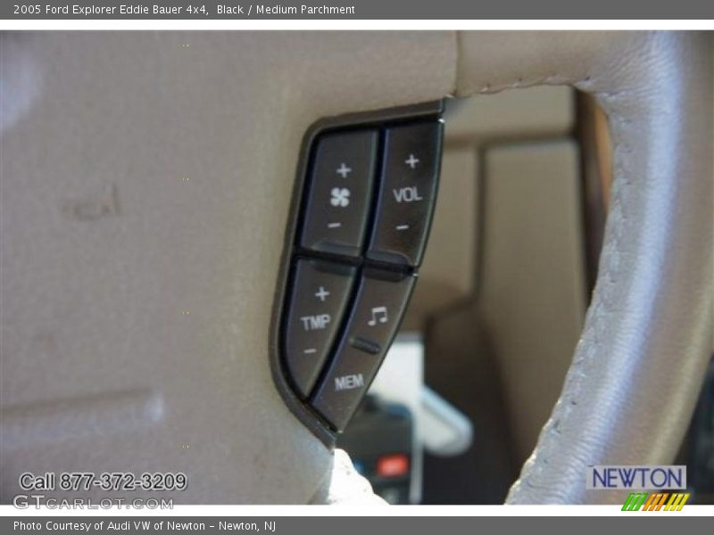 Black / Medium Parchment 2005 Ford Explorer Eddie Bauer 4x4