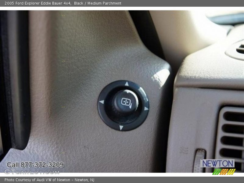 Black / Medium Parchment 2005 Ford Explorer Eddie Bauer 4x4
