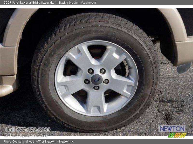 Black / Medium Parchment 2005 Ford Explorer Eddie Bauer 4x4