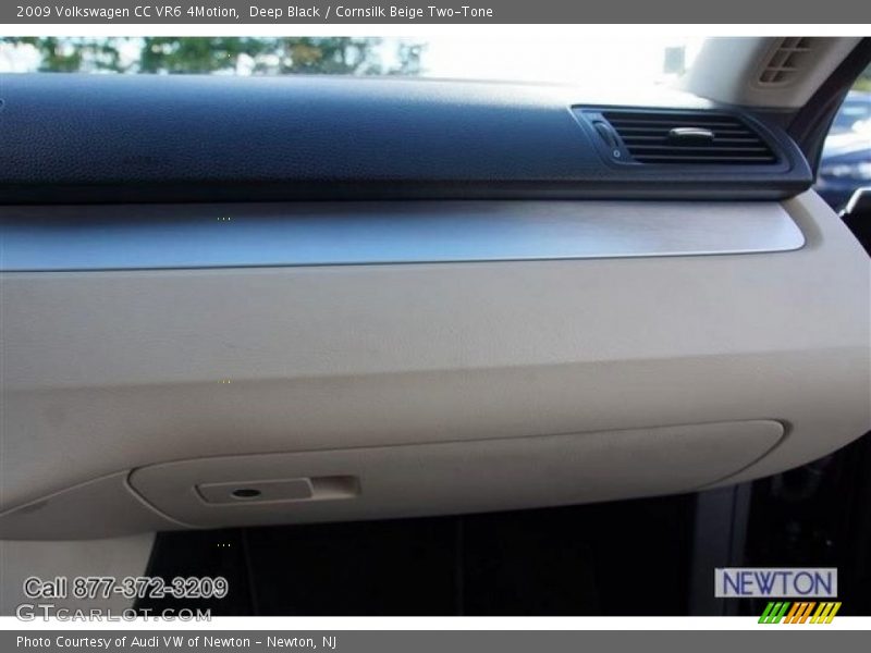 Deep Black / Cornsilk Beige Two-Tone 2009 Volkswagen CC VR6 4Motion