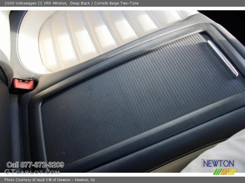 Deep Black / Cornsilk Beige Two-Tone 2009 Volkswagen CC VR6 4Motion