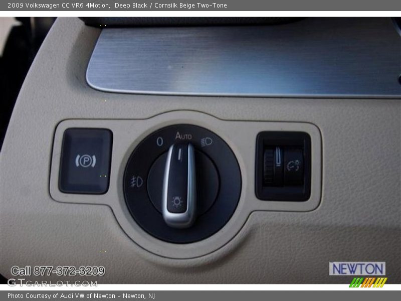 Deep Black / Cornsilk Beige Two-Tone 2009 Volkswagen CC VR6 4Motion